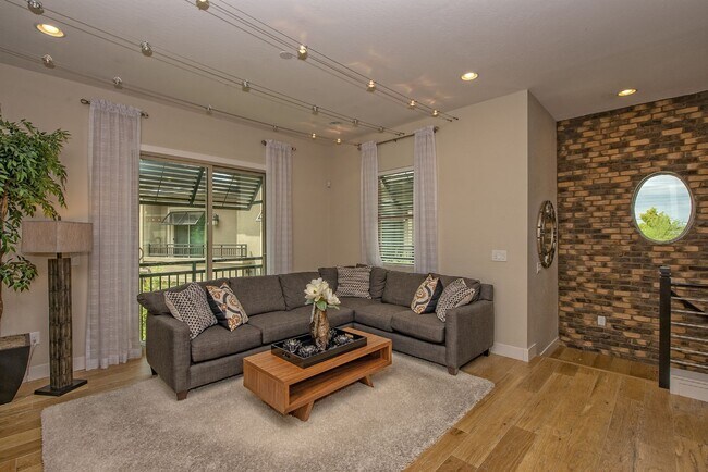 Foto del edificio - 6565 E Thomas Rd