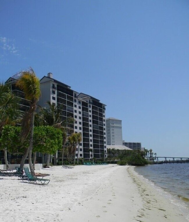 Building Photo - Bay View Tower #431-Sanibel Harbour Resort