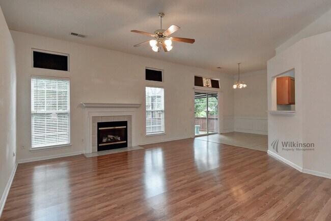 Foto del edificio - Great 3BD/2BTH Ranch Home in Southbrook