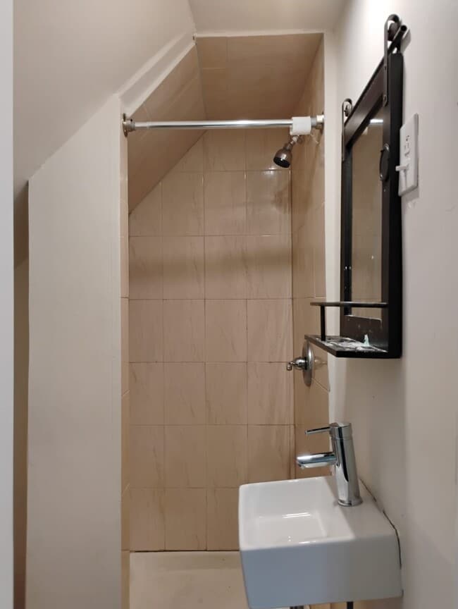 Building Photo - 150 Chestnut Ave