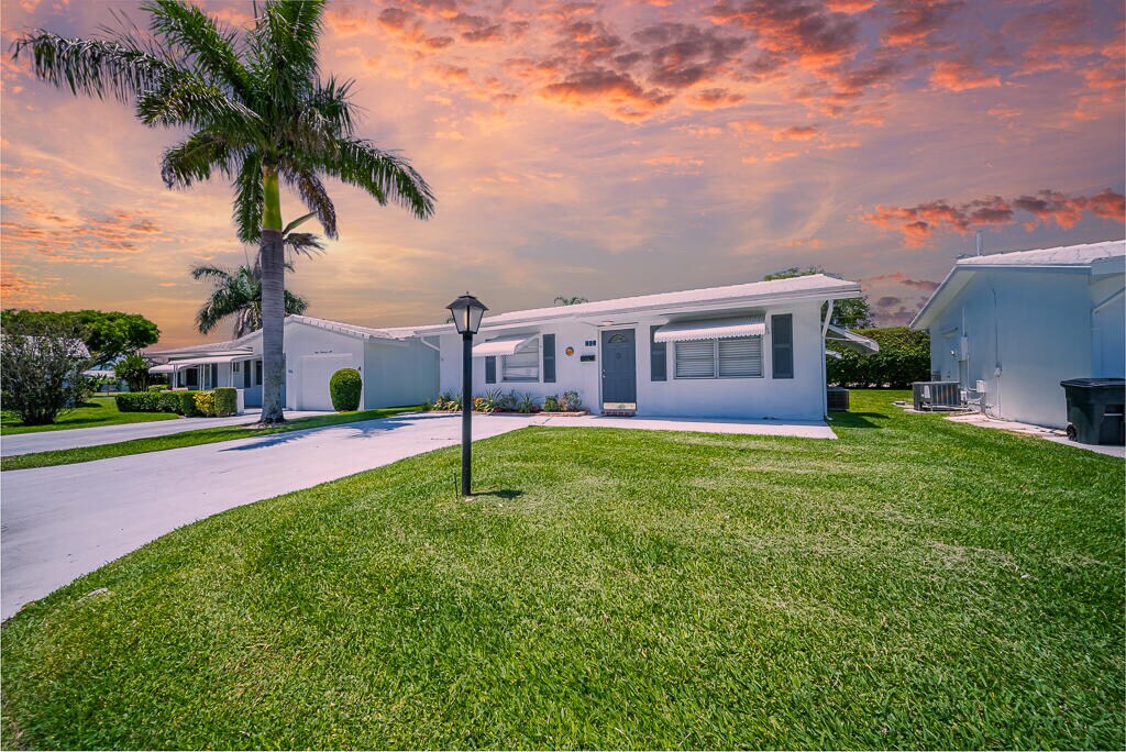 Foto principal - 904 SW 24th St