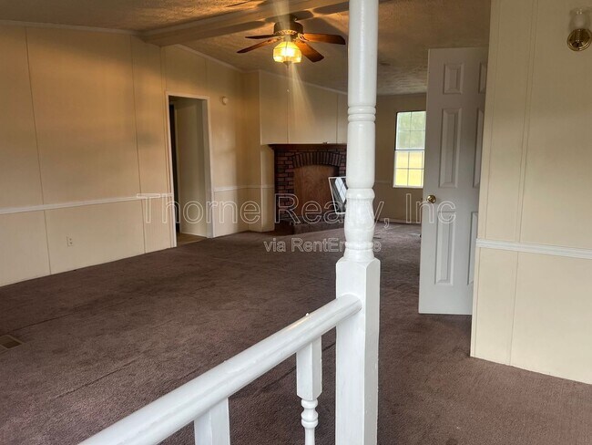 Foto del edificio - 6012 NC-33