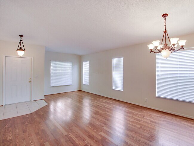Foto del edificio - 1453 NW 208th Terrace