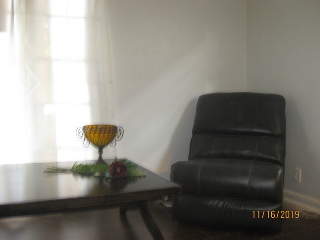 Building Photo - 4251 Degnan Blvd