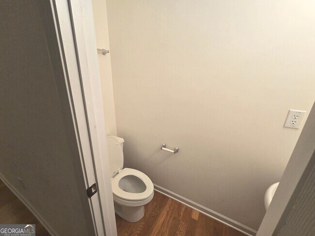 Foto del edificio - 3490 Southpointe Hill Dr NE