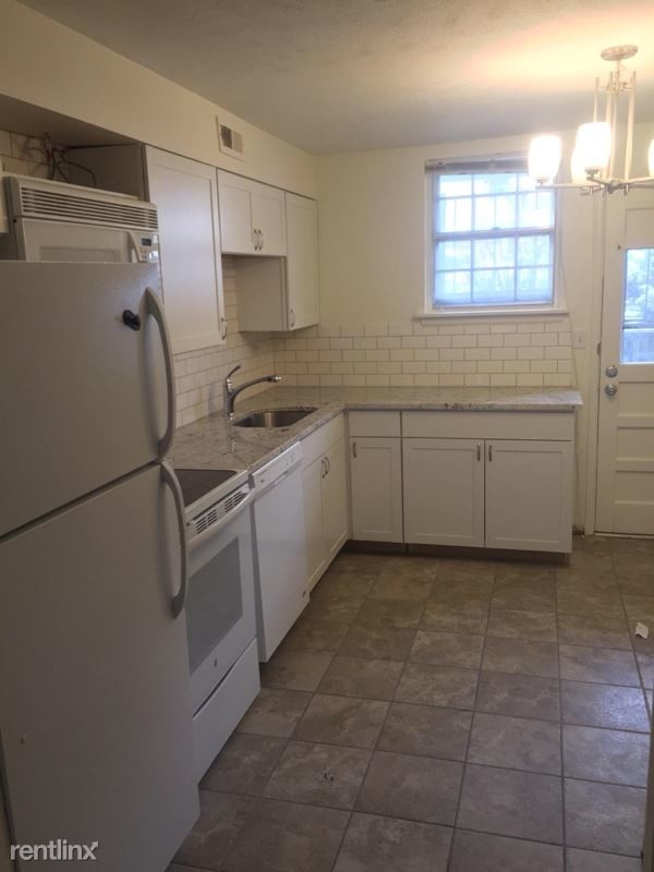 Foto del edificio - 9320 E Girard Ave