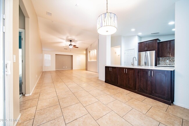 Foto del edificio - 16418 N 168th Ln