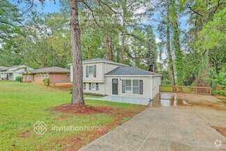 Building Photo - 3141 Flat Shoals Rd