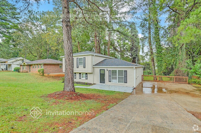 Building Photo - 3141 Flat Shoals Rd