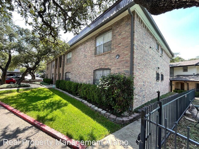 Building Photo - 3 br, 2 bath House - 8915 Datapoint Dr APT...