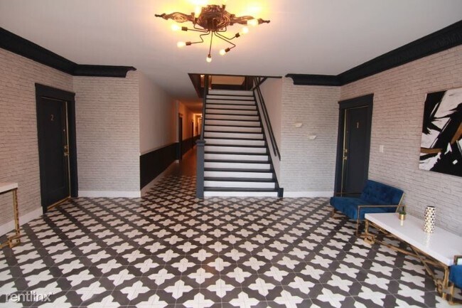 Lobby Photo - 747 S. New Hampshire Ave.