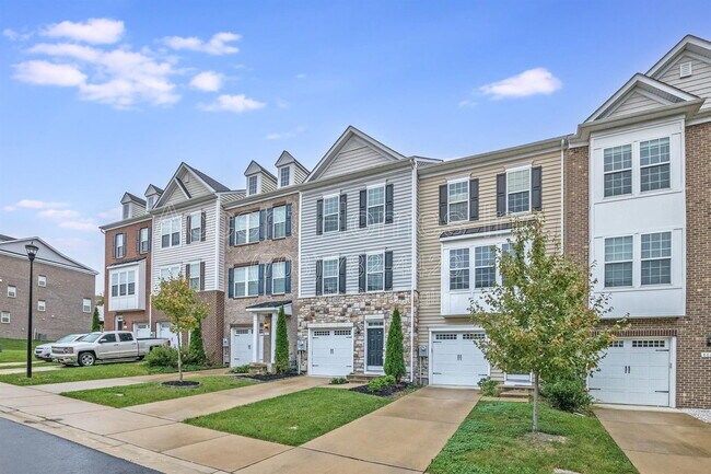 Foto del edificio - 8605 Sweet Rose Ct