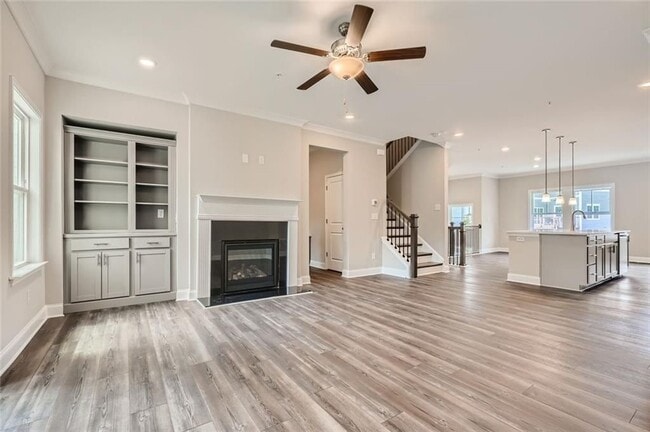 Building Photo - 461 Stagecoach Bnd SE