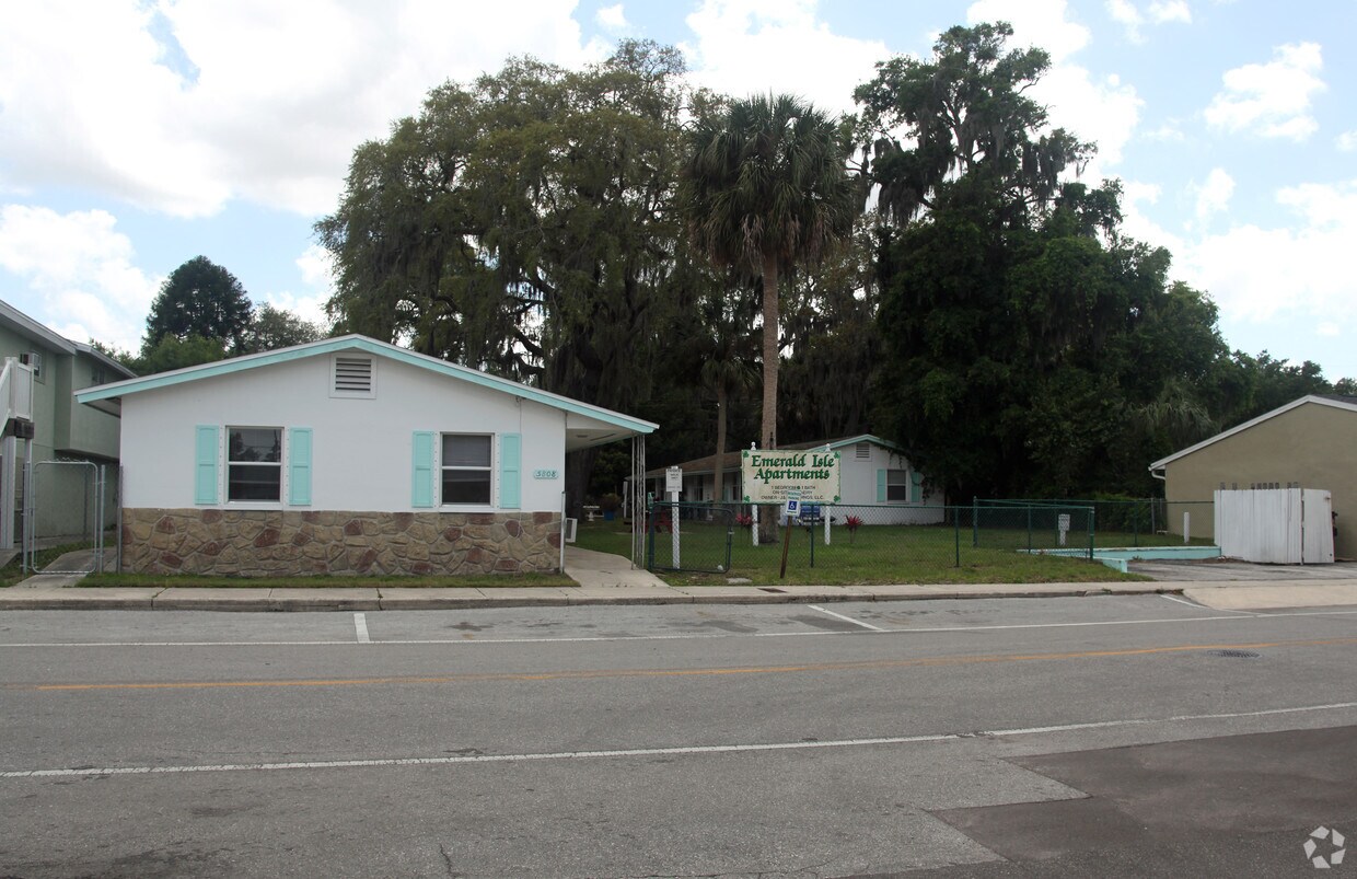 Building Photo - 5808 Missouri Ave