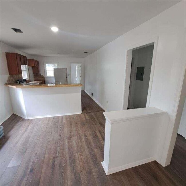 Foto del edificio - 2174 Whites Mill Rd