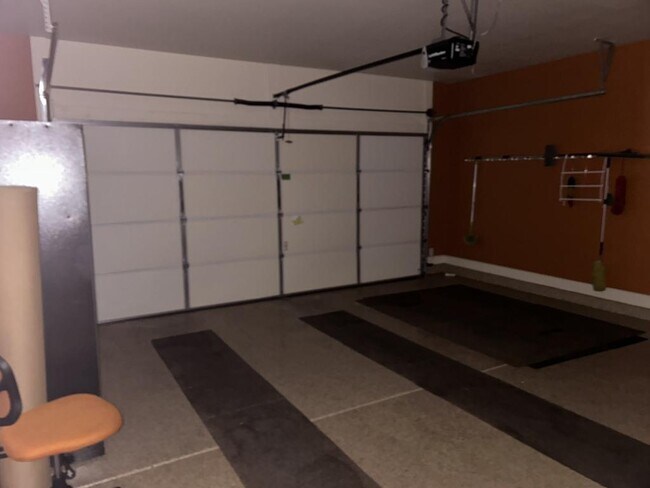 Building Photo - 838 Broken Hills Dr