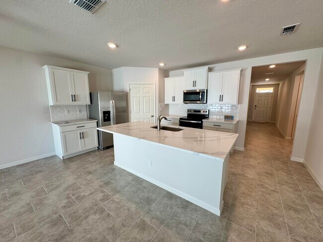 Building Photo - 9635 Sea Spray Dr