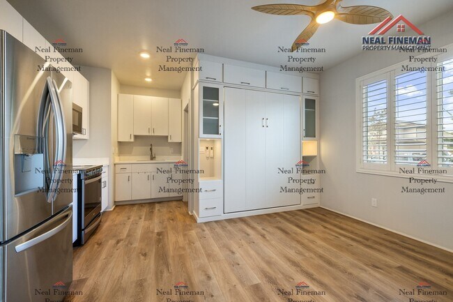 Building Photo - Partially furnished Studio, 1 Bath with st...