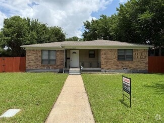 Building Photo - 10025 Neosho Dr