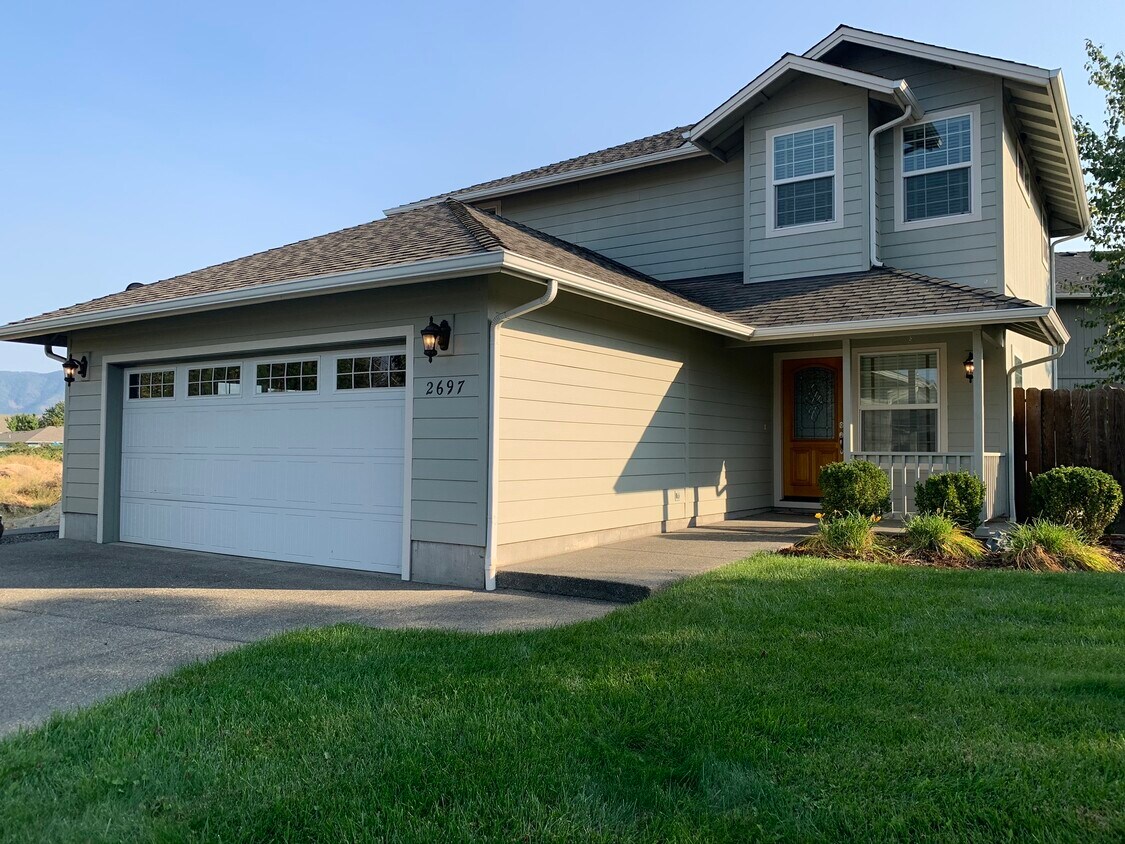 2697 Estates Ln, Grants Pass, OR 97527 House Rental in Grants Pass