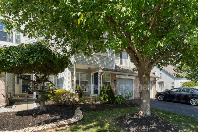 Building Photo - 2028 Greenes Way Cir