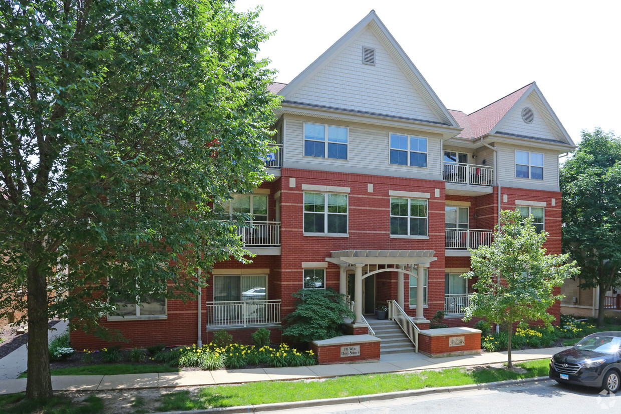 Primary Photo - City Gables Apartments