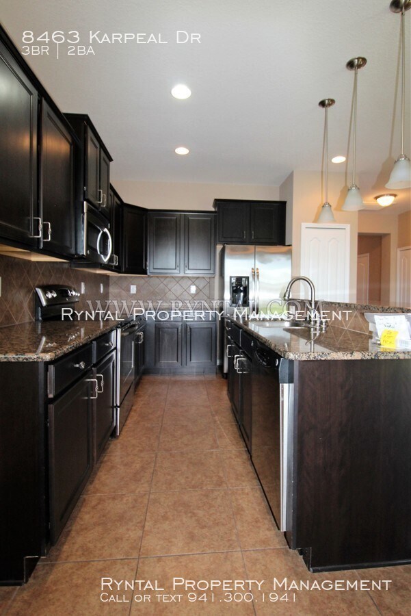 Building Photo - 8463 Karpeal Dr