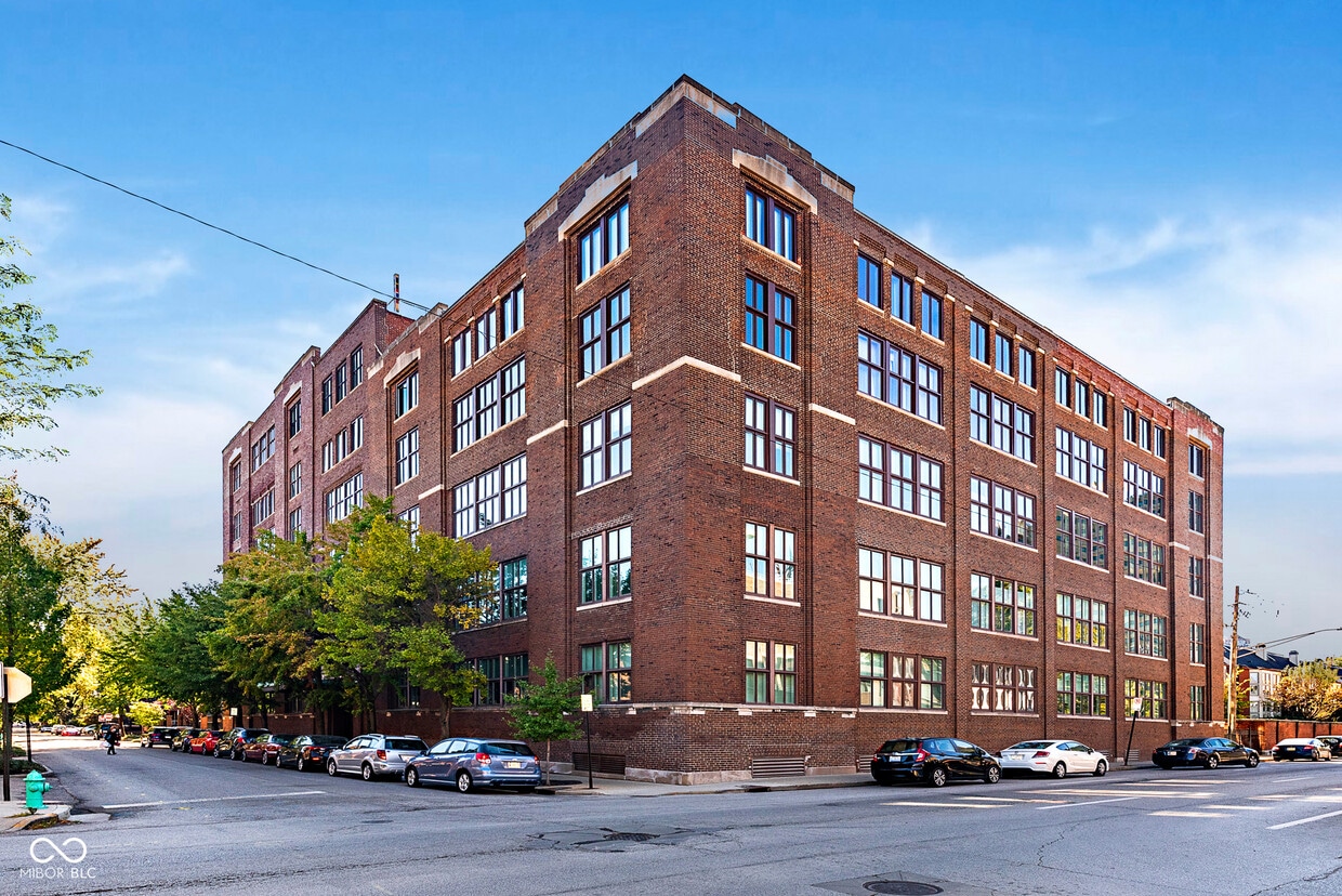 Foto principal - 430 N Park Ave
