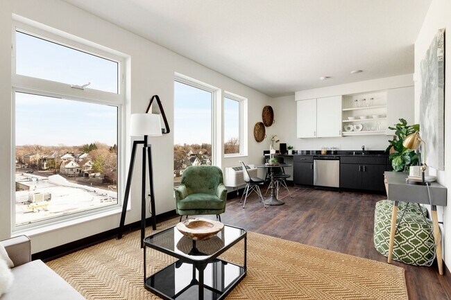 Interior Photo - Rym Apartments