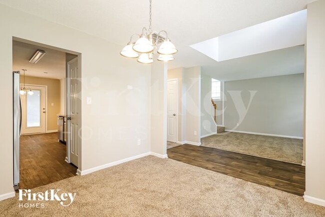Building Photo - 612 Barbee Farm Dr
