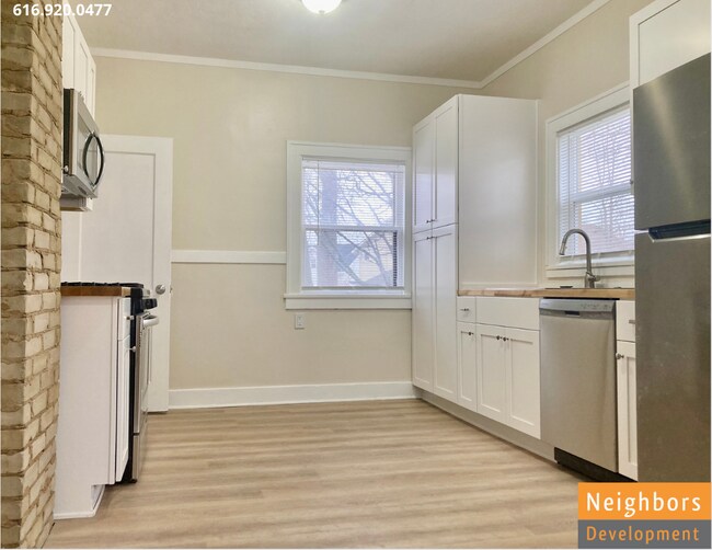 Foto del edificio - 1139 Walker Ave NW