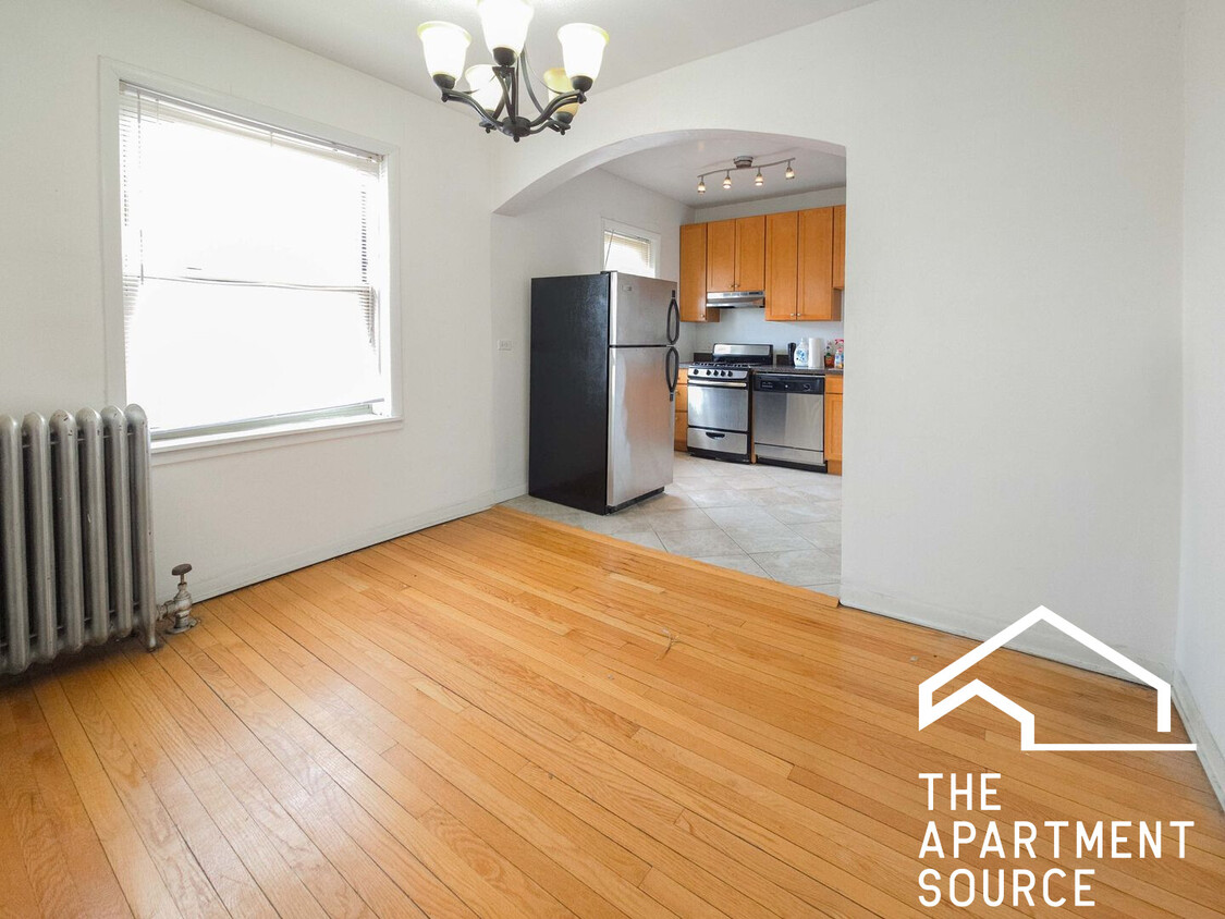 Foto principal - 4405 N Greenview Ave