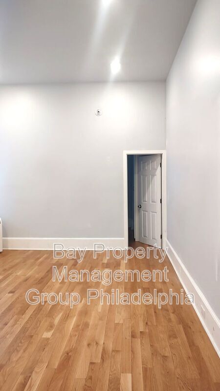 Foto del edificio - 1028 Spruce St