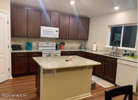 Foto del edificio - 13346 Avery Park Ln