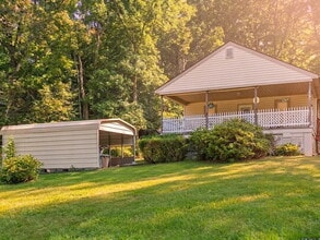 Building Photo - 655 Beatty Rd