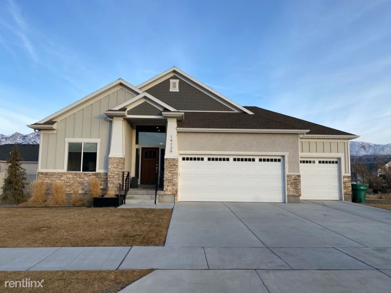 Foto principal - 4 br, 2 bath House - 14129 S Para Adams Dr