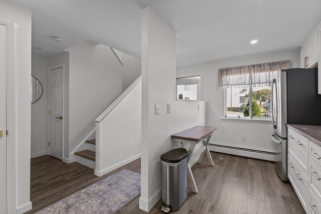 Building Photo - 66 Girard Ave