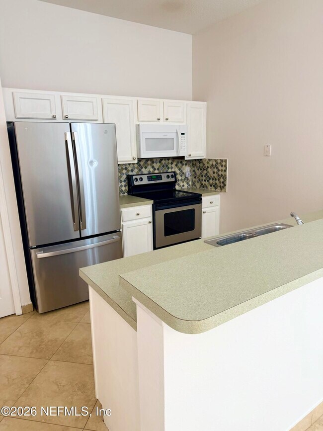 Foto del edificio - 9670 Amarante Cir