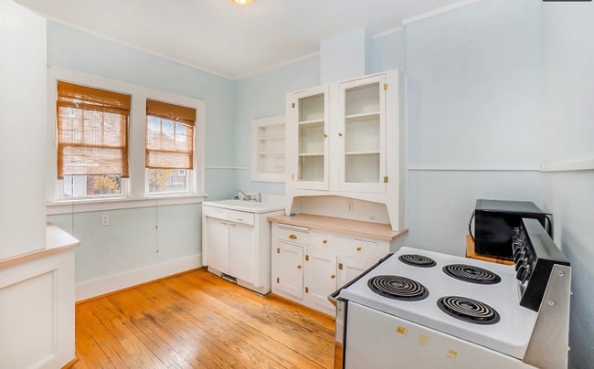 Photo - 3833 Webster St Townhome