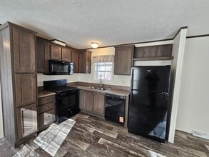 Building Photo - 54 Mapledale Acres