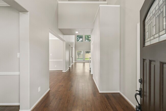 Foto del edificio - 3007 Eagle Lake Dr