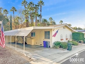 Building Photo - 8975 Lawrence Welk Dr