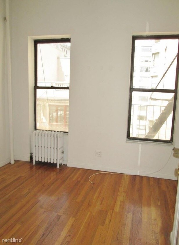 Primary Photo - 245 E 62nd St