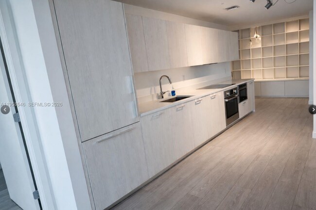 Foto del edificio - 501 NE 31st St