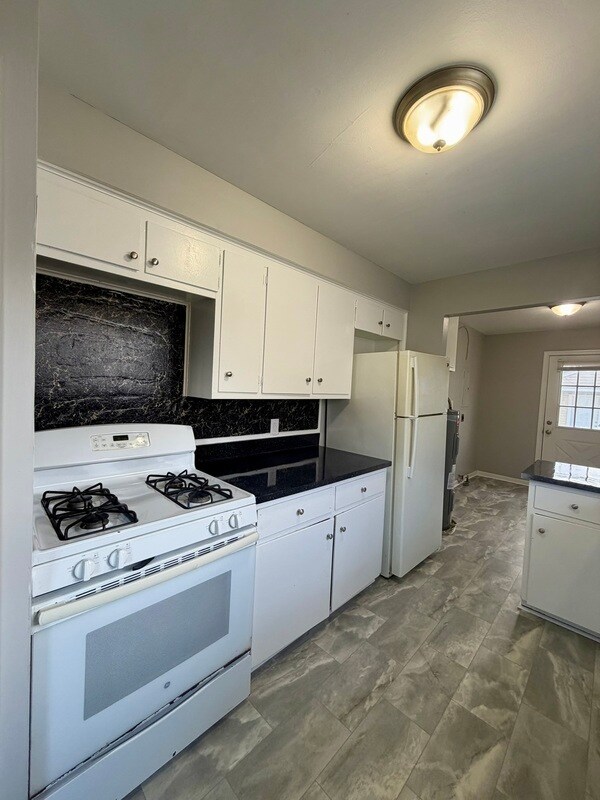 Foto del edificio - 15396 Buck St