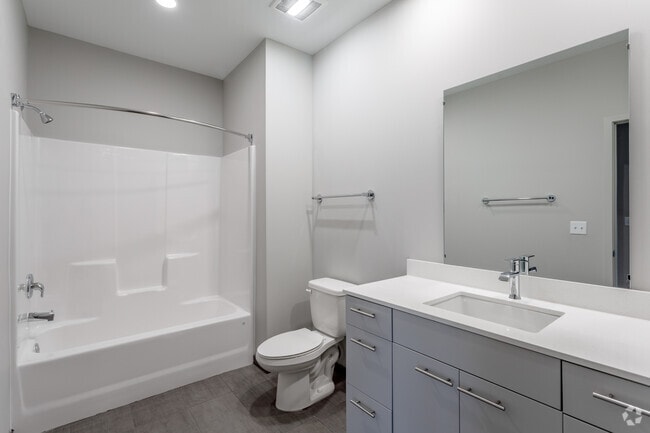 2BR, 2BA - Metropolis - The Backyard at One North