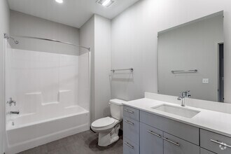 2BR, 2BA - Metropolis - The Backyard at One North
