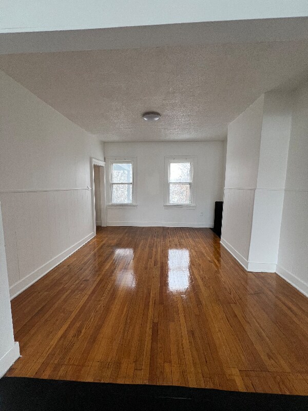 Foto del edificio - 194 Main St