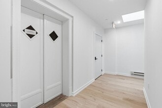 Building Photo - 203 S 13th St