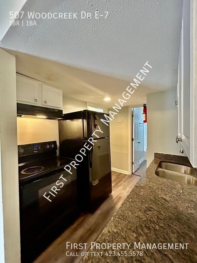 Foto del edificio - 507 Woodcreek Dr